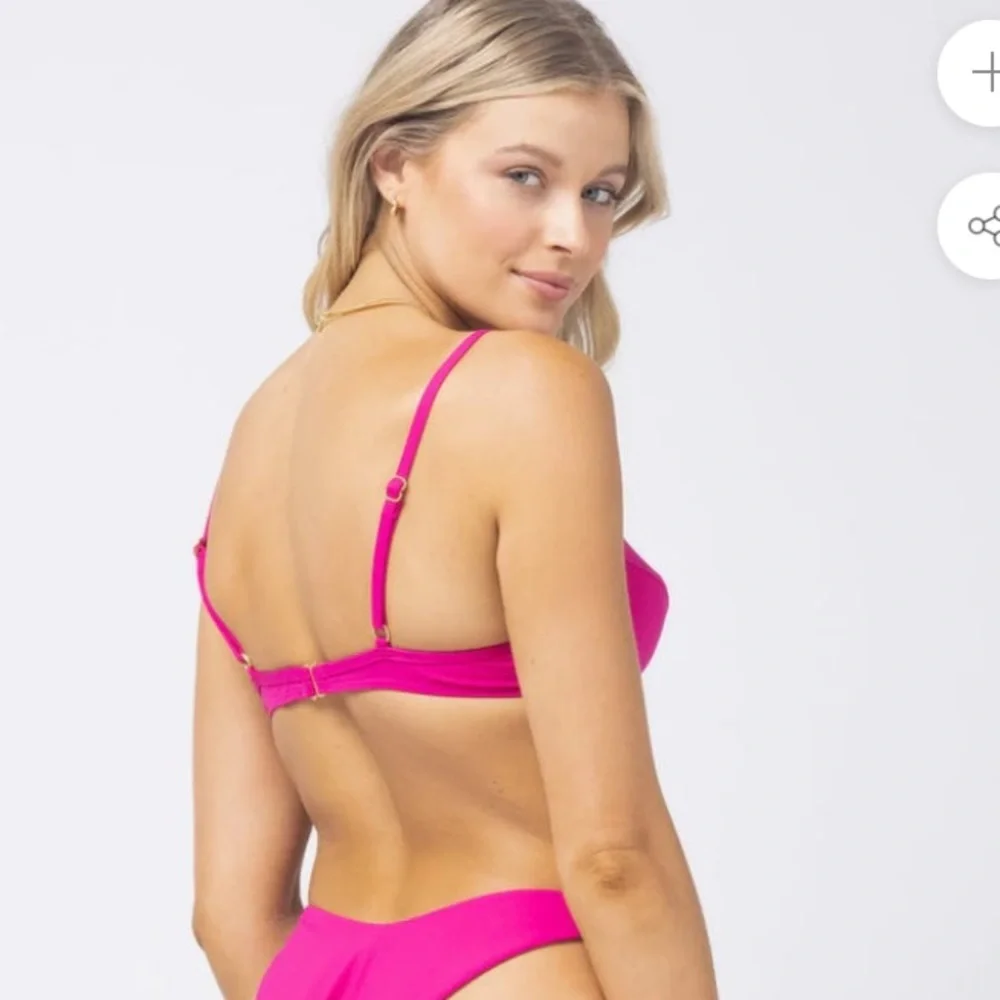L*Space Stardust‎ Bikini Top in Bougainvillea, Underwire, Back Hook, Size Large
